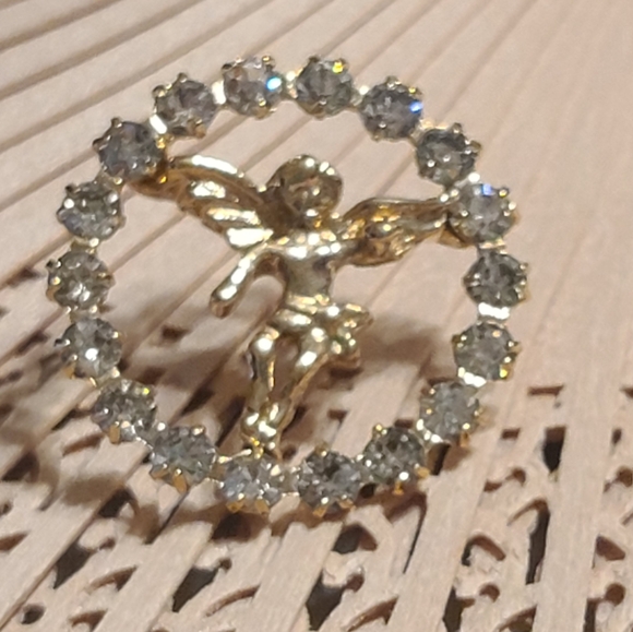 Angel Pin For Sale Today - Picture 1 of 9